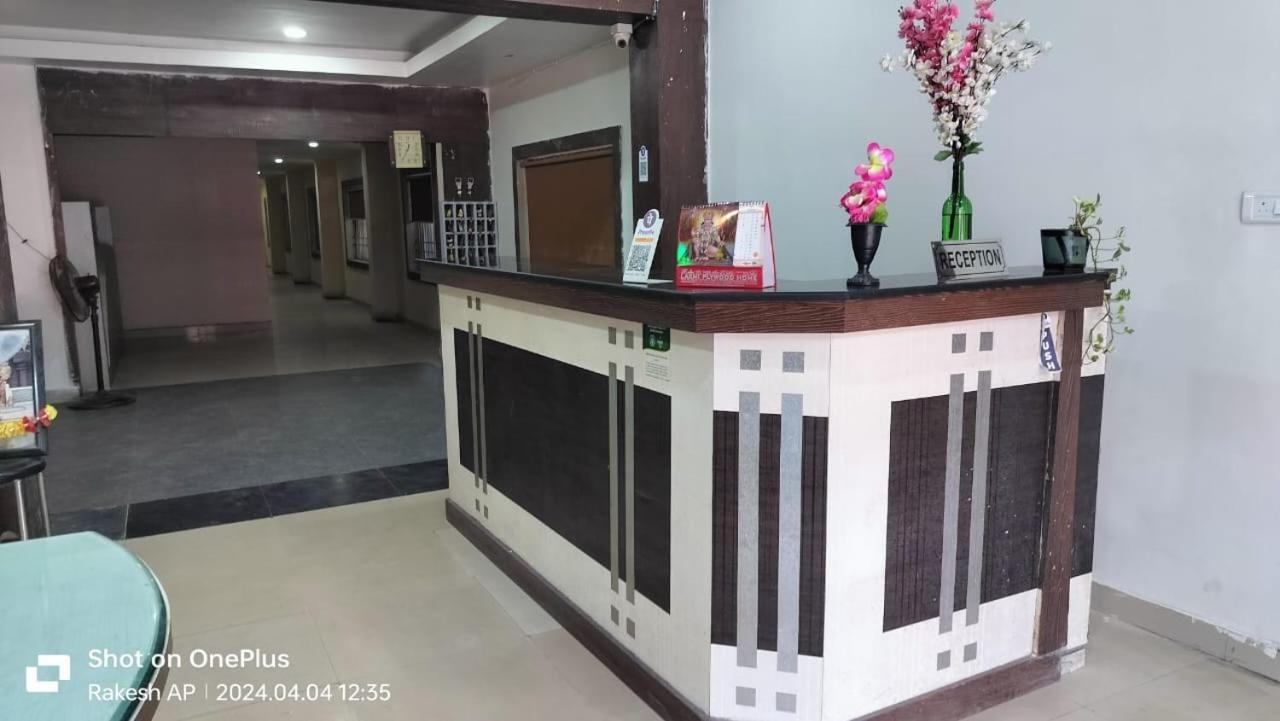 Hotel Paradise Convention Bhubaneswar Ngoại thất bức ảnh