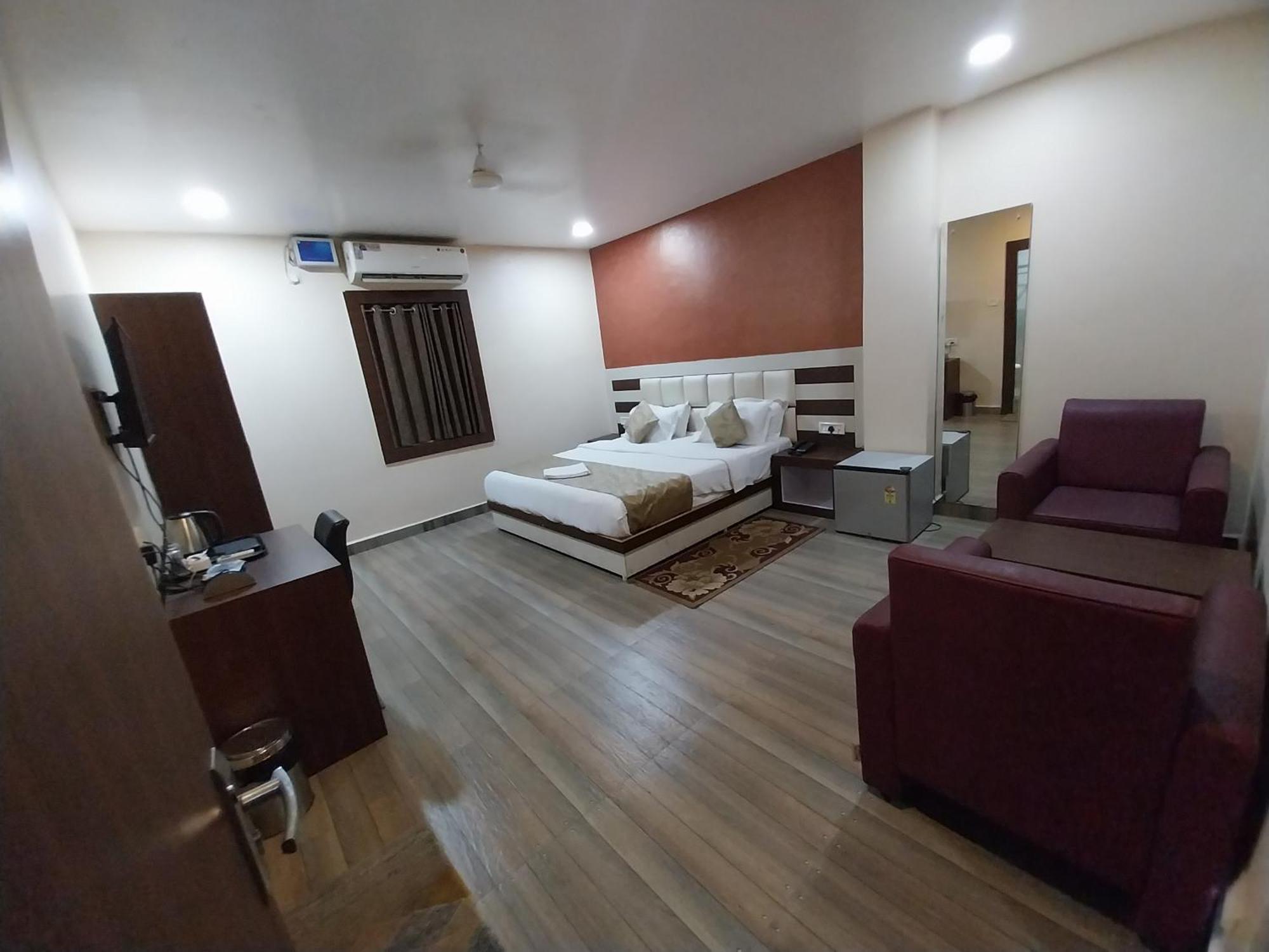 Hotel Paradise Convention Bhubaneswar Ngoại thất bức ảnh